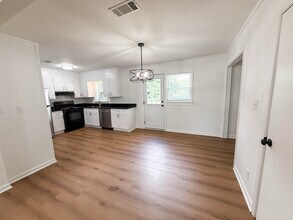 1006 Taylors Mill Rd in Fort Valley, GA - Building Photo - Building Photo