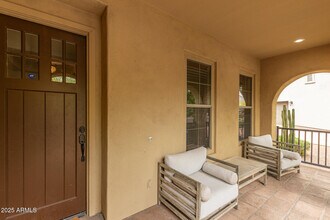 9238 E Via De Vaquero Dr in Scottsdale, AZ - Building Photo - Building Photo