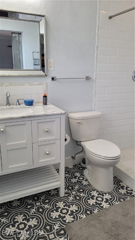 property at 1403 Davis Dr