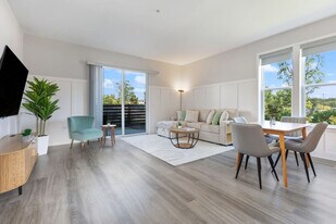 28294 Ferry Rd in Warrenville, IL - Building Photo