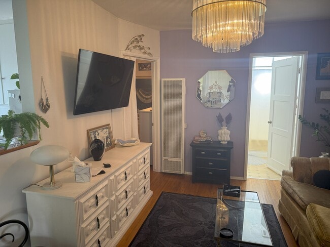4226 Gentry Ave, Unit 4226.5