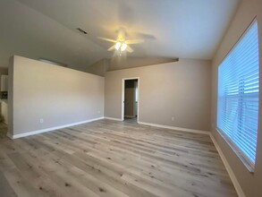 888 Willow Run in Ormond Beach, FL - Building Photo - Building Photo