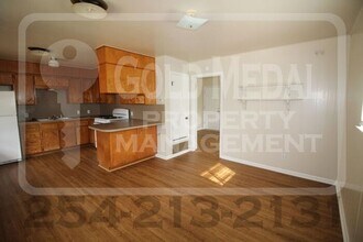 811 Pecan Cir in Killeen, TX - Foto de edificio - Building Photo