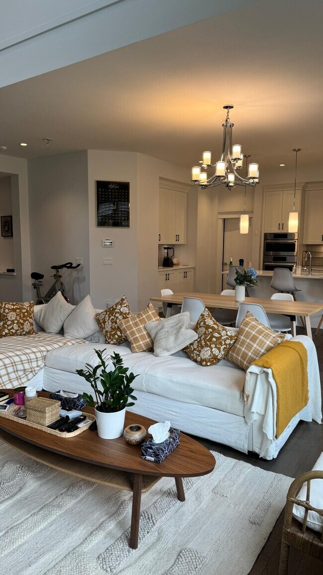 16473 103 Av in Surrey, BC - Building Photo - Building Photo