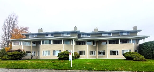 property at 1332 4th St