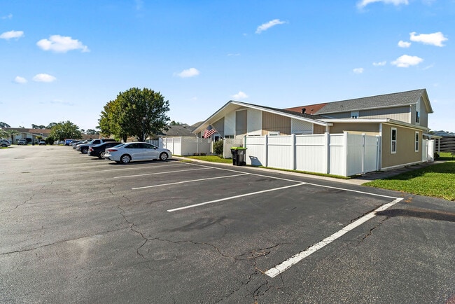 1431 Turkey Ridge Rd in Myrtle Beach, SC - Building Photo - Building Photo