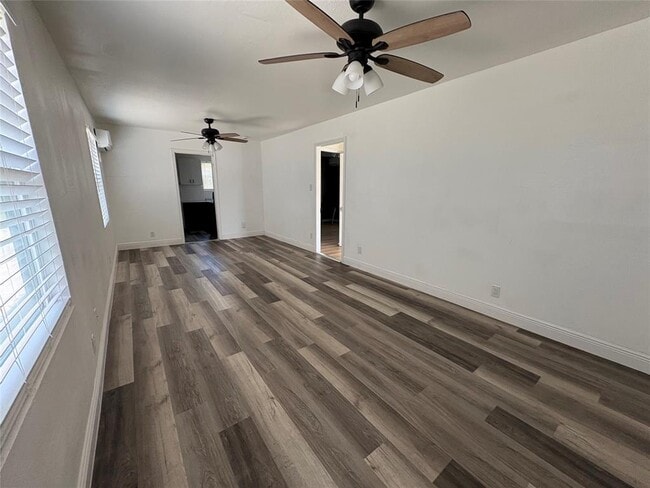 1709 Deloney St in Austin, TX - Building Photo - Building Photo