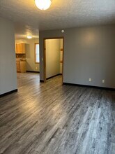 1510 S 12th St in Terre Haute, IN - Foto de edificio - Building Photo