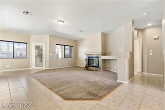 5413 Rusty Anchor Ct in Las Vegas, NV - Building Photo - Building Photo