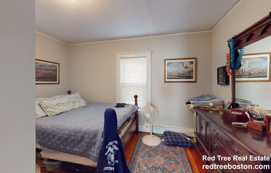 8 Chapman Pl, Unit 2 in Cambridge, MA - Building Photo