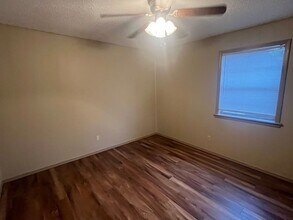 702 E 11th St in Russellville, AR - Building Photo - Building Photo