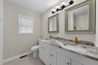 104 Archdale Dr in Durham, NC - Building Photo - Building Photo