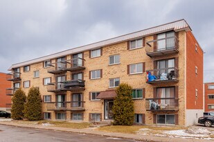 565 De Royan Rue in Laval, QC - Building Photo
