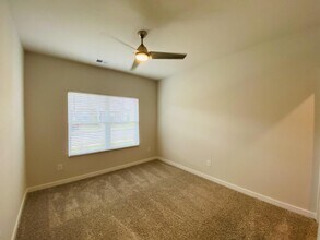 408 Edgebrook Dr in Madison, AL - Foto de edificio - Building Photo