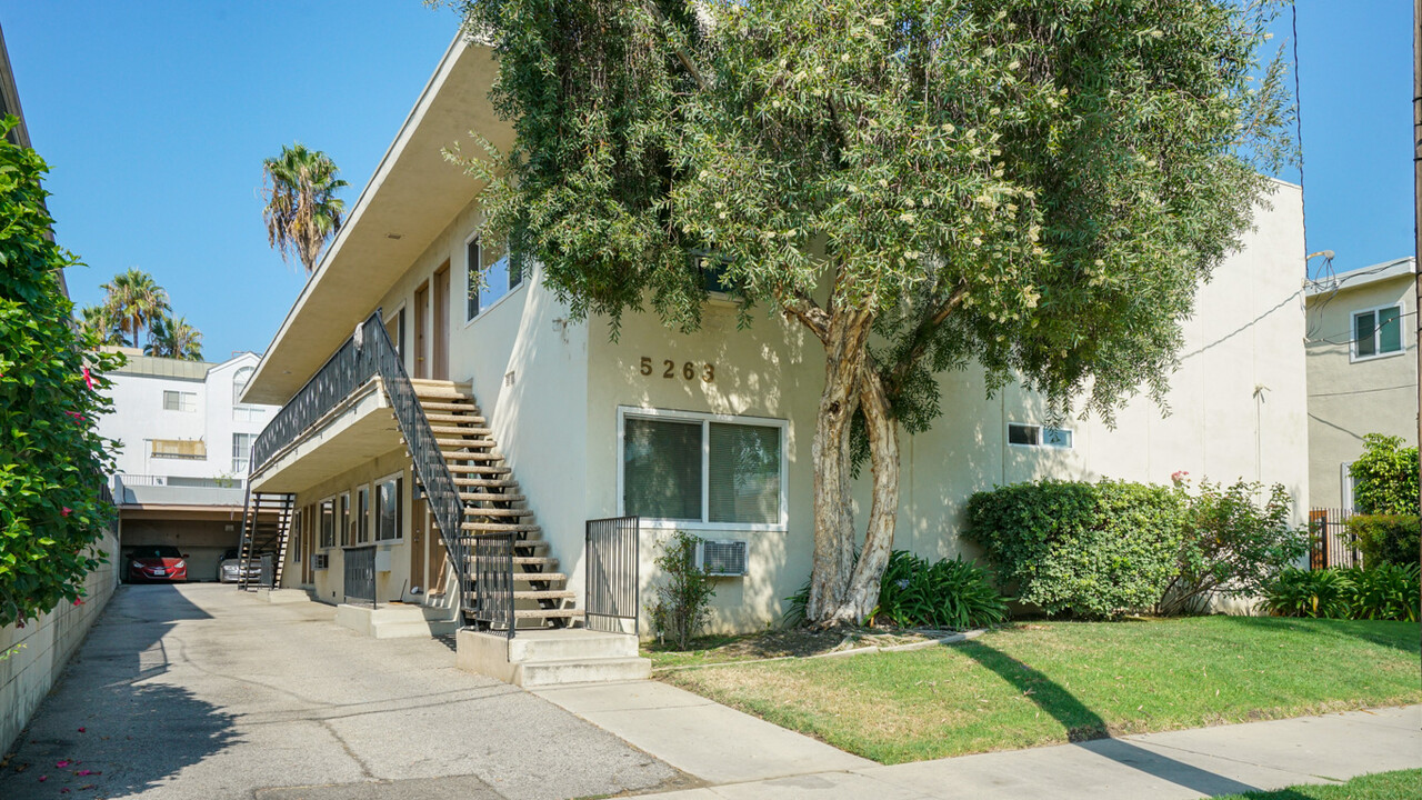 5263 Riverton Ave in North Hollywood, CA - Building Photo