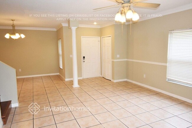 2407 Sagemont Dr in Brandon, FL - Foto de edificio - Building Photo