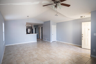 13231 Kestrel Ave in El Paso, TX - Building Photo - Building Photo