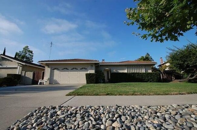 property at 1255 Regency Pl