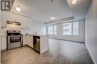 500 Alex Gardner Cir in Aurora, ON - Building Photo - Building Photo