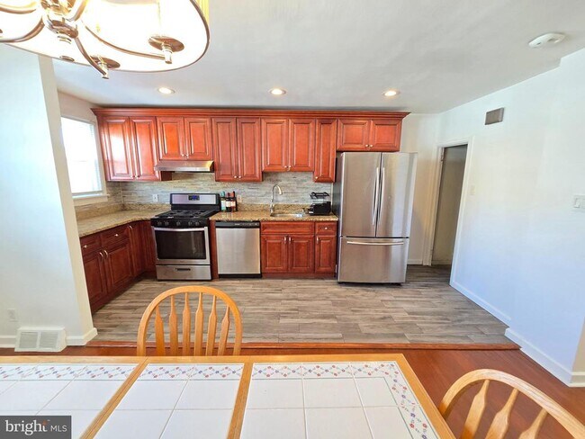 2849 Hellerman St in Philadelphia, PA - Building Photo - Building Photo