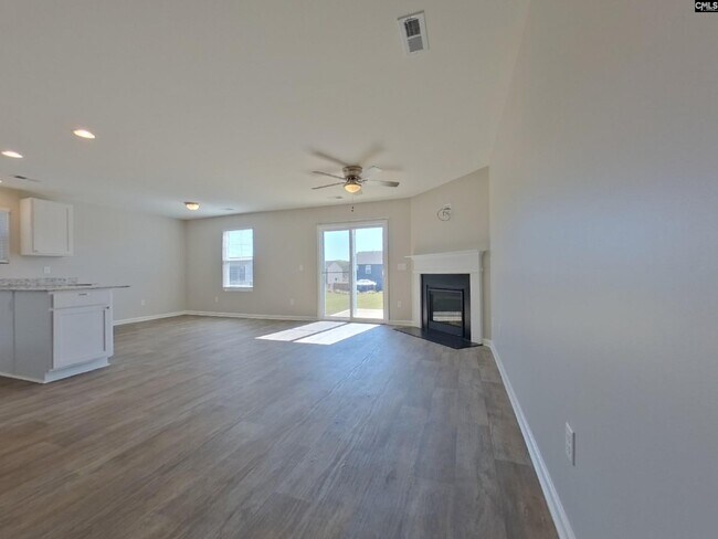 1076 Crescent Moon Lp in Hopkins, SC - Building Photo - Building Photo