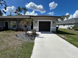 12602 Buffing Rd in Port Charlotte, FL - Building Photo