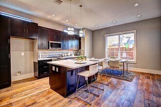 4849 Benning Dr in Houston, TX - Building Photo - Building Photo