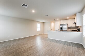 4219 Southton Lk in San Antonio, TX - Building Photo - Building Photo