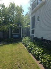 422 N 9th Ave W in Duluth, MN - Foto de edificio - Building Photo