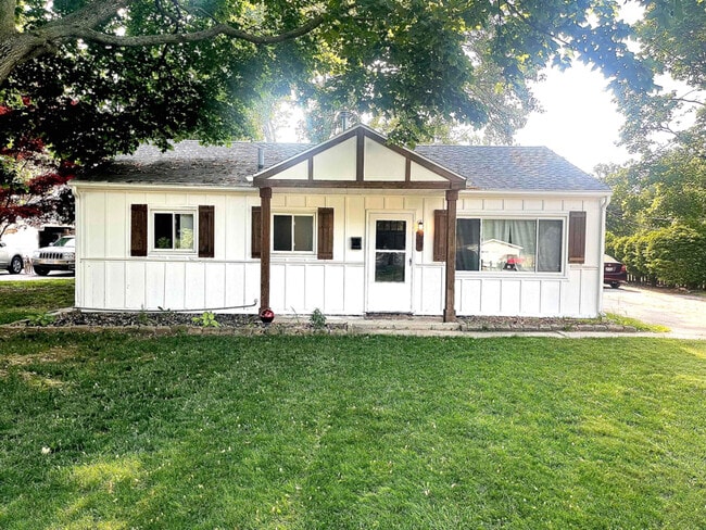 property at 5921 Harvest Ln