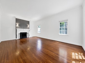 7467 Hollywood Blvd, Unit 5 in Los Angeles, CA - Building Photo