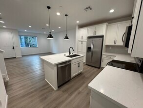 6333 Dandelion St in Dublin, CA - Building Photo - Building Photo