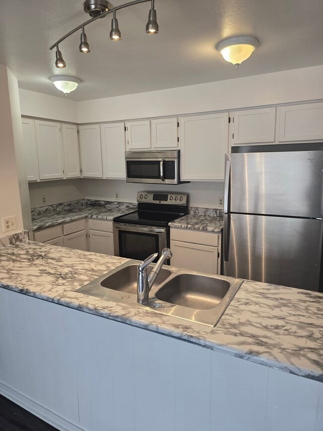 14704 E 2nd Ave in Aurora, CO - Building Photo - Building Photo