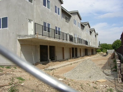 10214 Independence Ave in Chatsworth, CA - Building Photo - Building Photo