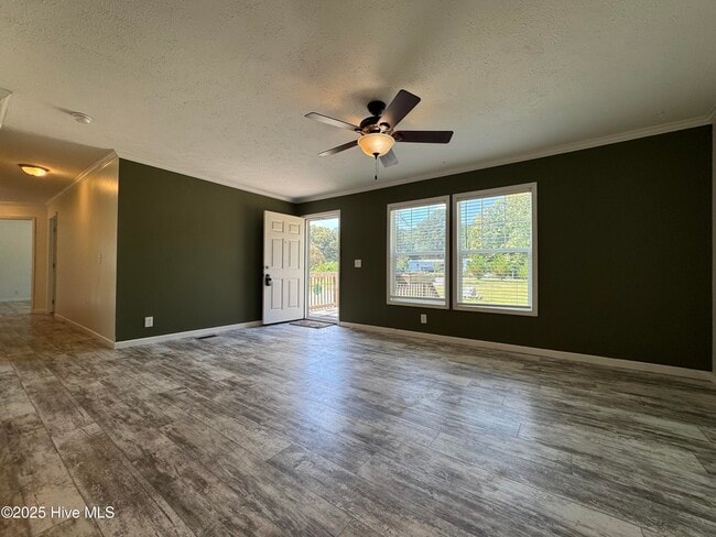 162 Sandy Creek Dr in Leland, NC - Foto de edificio - Building Photo