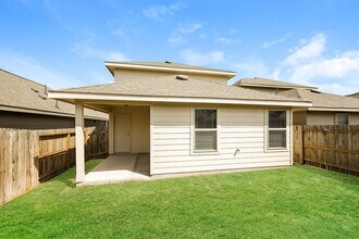 10343 Green Branch in San Antonio, TX - Building Photo - Building Photo
