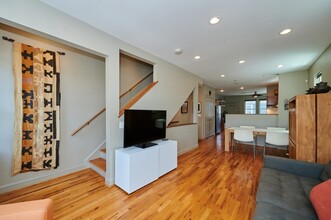 3 Blackstone St, Unit 3 in Cambridge, MA - Building Photo - Building Photo