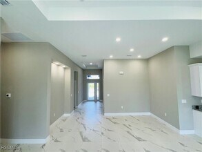 543 McArthur Blvd in Lehigh Acres, FL - Building Photo - Building Photo