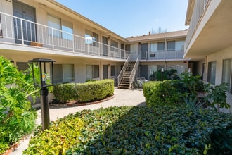 18407 Dearborn Street in Northridge, CA - Building Photo - Building Photo