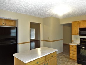 6766 Eddleston Ct in Canal Winchester, OH - Building Photo - Building Photo
