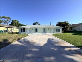 321 SW 17th St in Cape Coral, FL - Building Photo
