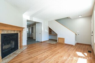 8168 Washington St in Denver, CO - Foto de edificio - Building Photo