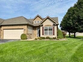 1308 Charlevoix Way in Schererville, IN - Building Photo