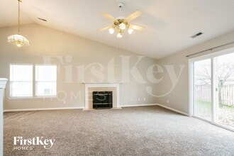 6429 Blakeview Dr in Indianapolis, IN - Building Photo - Building Photo