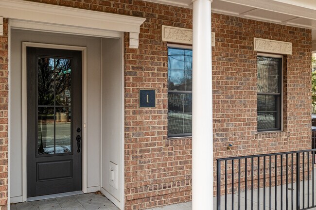 Foushee Mews in Richmond, VA - Foto de edificio - Building Photo
