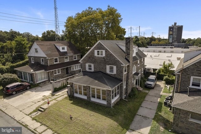 property at 5046 W Nevada St