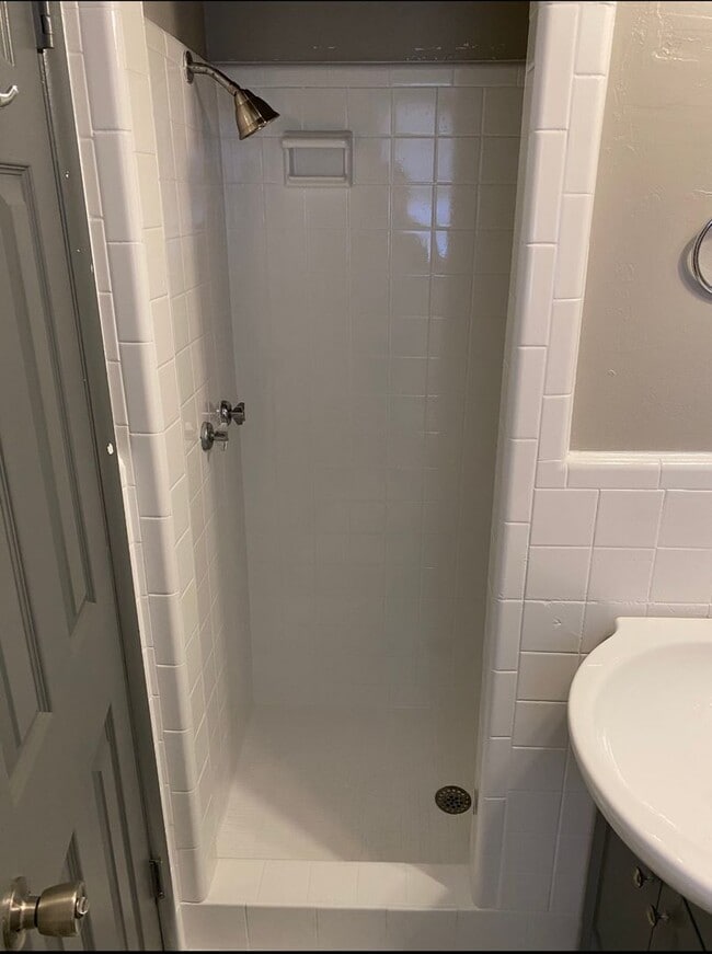 1524 S 68th E Ave in Tulsa, OK - Building Photo - Building Photo