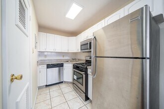 524 4th St in Union City, NJ - Foto de edificio - Building Photo