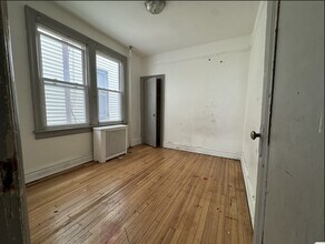 36 Rutgers Ave, Unit 1 in Jersey City, NJ - Building Photo - Building Photo