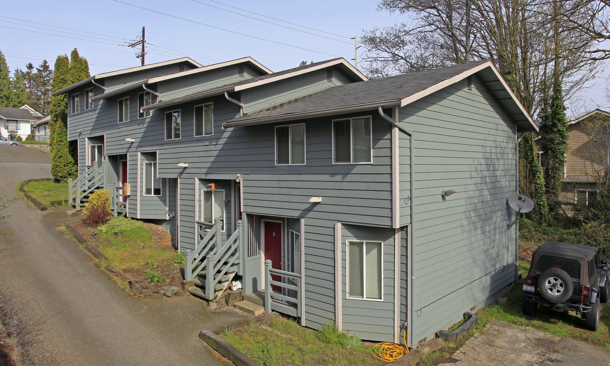 923 E Marine View Dr in Everett, WA - Foto de edificio